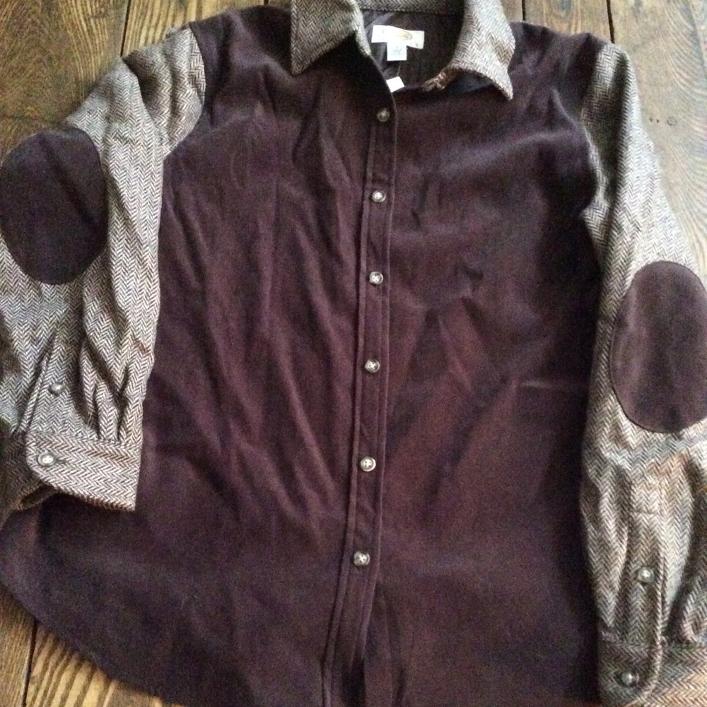 Button up collar shirt